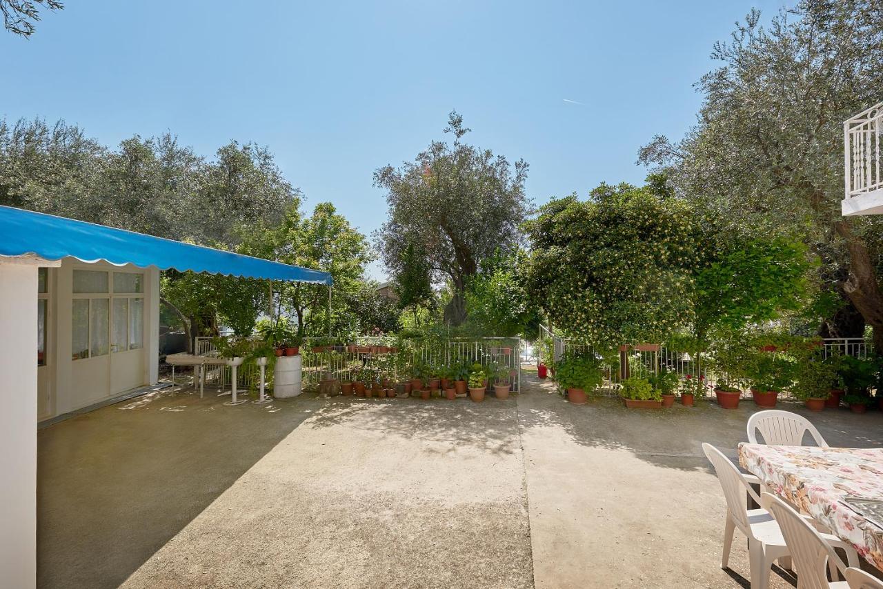 Apartmani Kuca U Maslinama Ilha Ilha Sveti Stefan Exterior foto